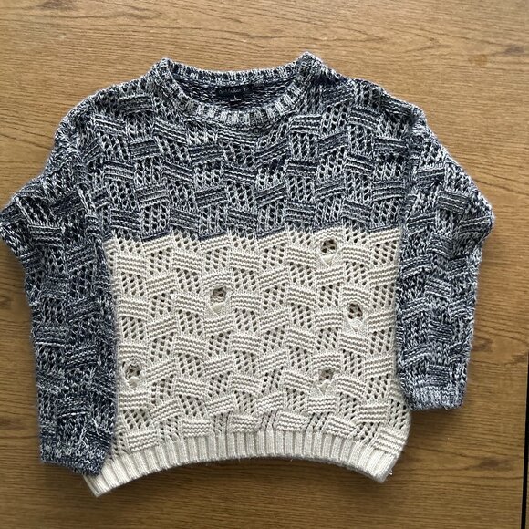 Double Zero Grey/White Color Block Knit Sweater Size L - Picture 4 of 10